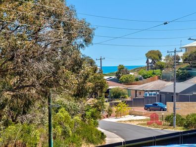 24 Allan Road, Binningup WA 6233