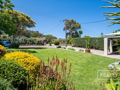 22 Beckington  Way, Karrinyup WA 6018