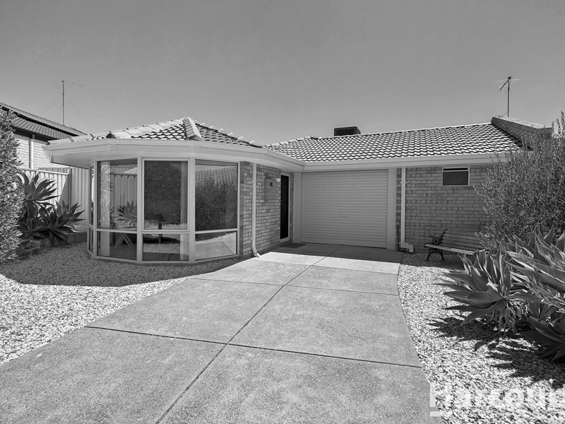 2B Grange Court, Halls Head
