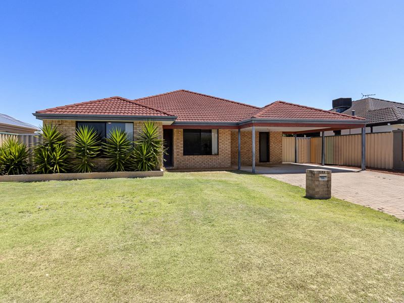 11 Amadeus Crescent, Port Kennedy WA 6172