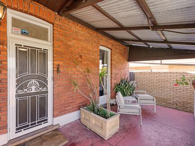 4 Knebworth Avenue, Perth WA 6000