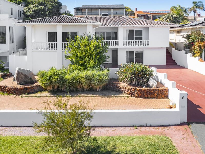 8 Dilkara Way, City Beach
