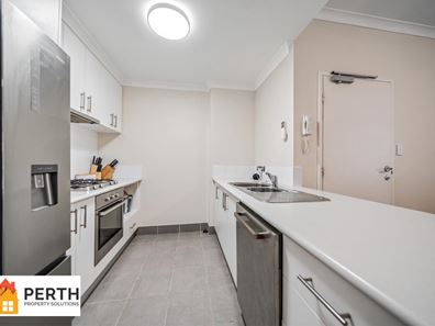 14/34 Malata Crescent, Success WA 6164