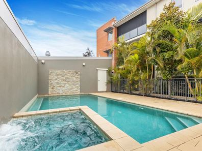 4/56 Grand Boulevard, Joondalup WA 6027