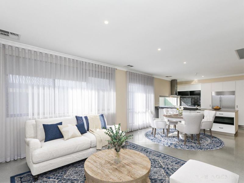 131 Aviator Boulevard, Clarkson
