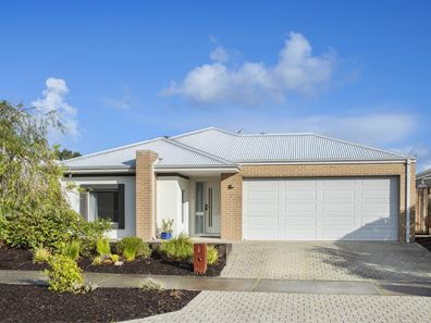 7 Eyre Street, Dunsborough WA 6281