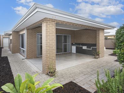 7 Eyre Street, Dunsborough WA 6281