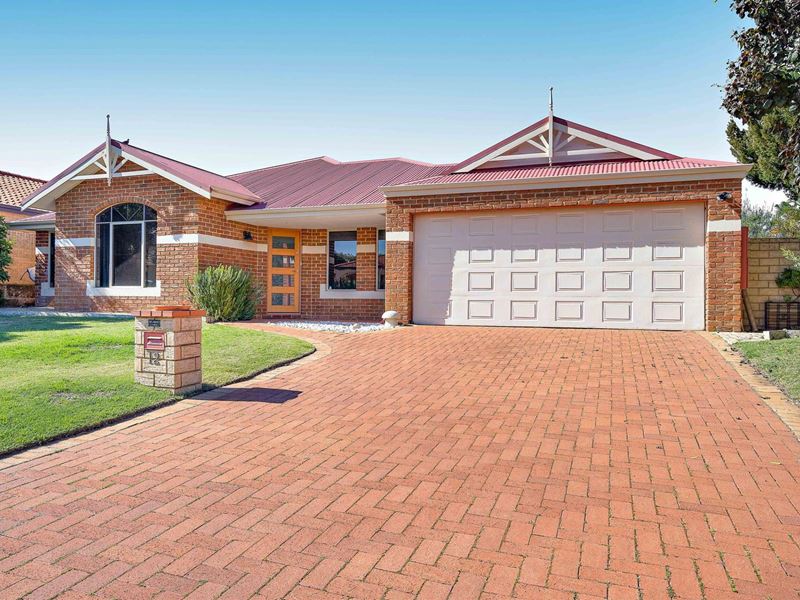 12 Whitecliffe Square, Iluka WA 6028