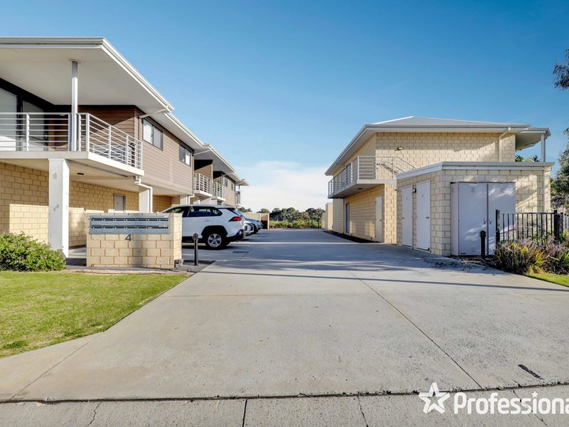 4A/4 Adnata Road, Beeliar