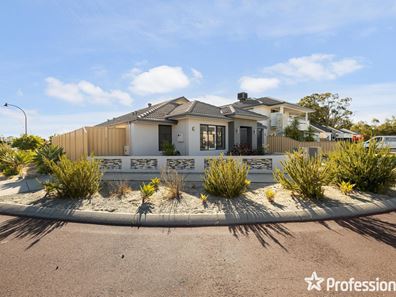 7 Laggan Road, Canning Vale WA 6155