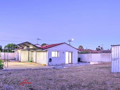 230 Marangaroo Drive, Girrawheen WA 6064