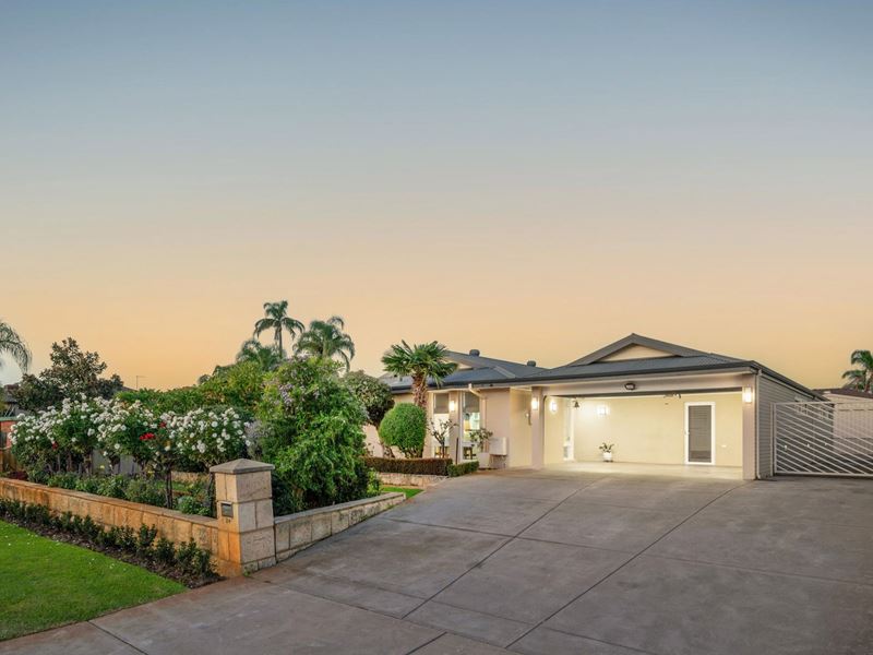 24 Modillion Avenue North, Shelley