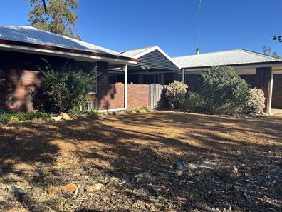 58 Newstead Road, Kojonup WA 6395