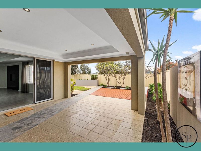 34 Cobaki Brace, Lakelands
