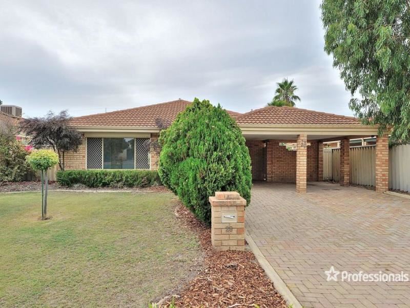 28 Jaeger Square, Ballajura WA 6066