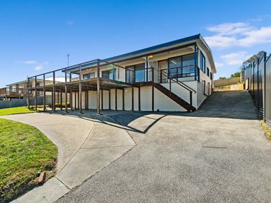 21 Selene Way, San Remo WA 6210