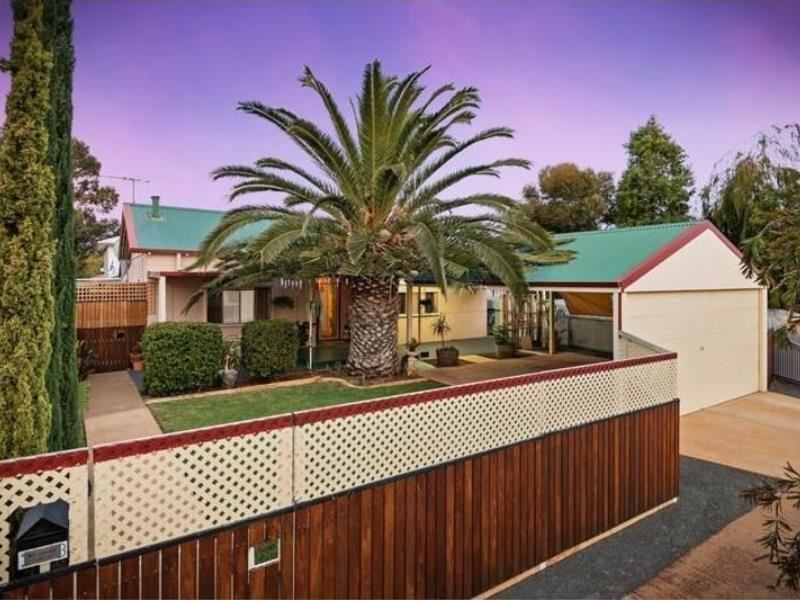 123 Lewis Street, Lamington