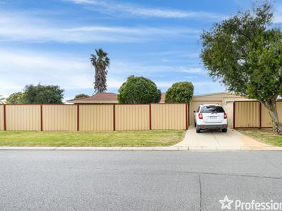 2 Dalaroo Court, Cooloongup WA 6168