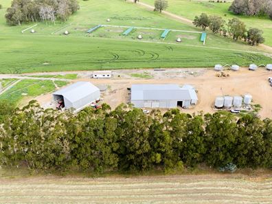 Blackwattle and Russell Road, West Cape Howe, Hay Shed Hill and wineries, Frankland River WA 6396