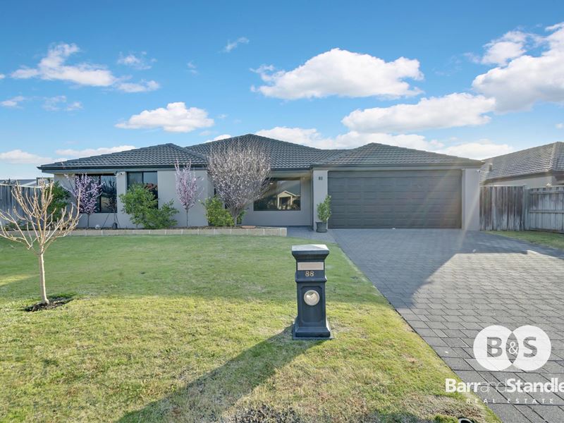 88 Barton Drive, Australind WA 6233