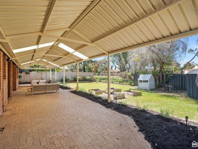 3 Cavalier Court, Thornlie WA 6108