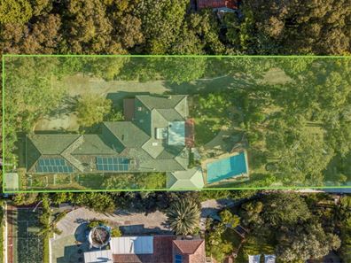 9 Alpine Road, Kalamunda WA 6076