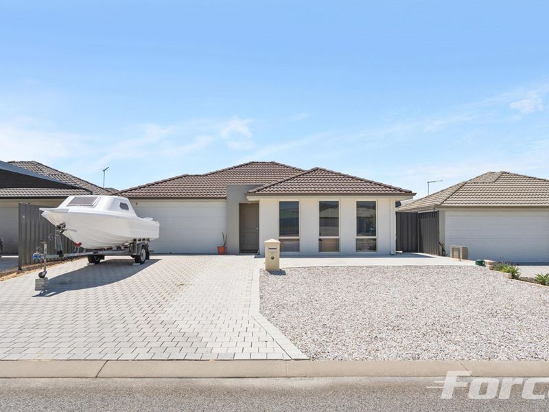 20 Burleigh Boulevard, Yanchep WA 6035