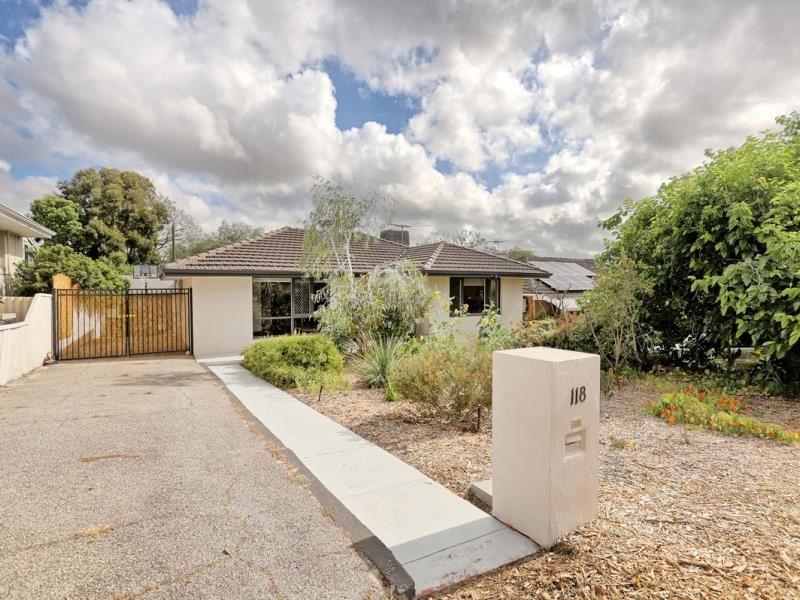 118 Boundary Road, St James WA 6102