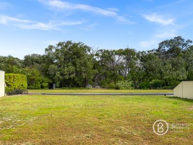 23 Higgins Drive, Broadwater WA 6280