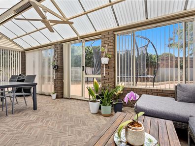 16 Redgum Court, Kewdale WA 6105