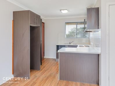 8/45 Probert Road, Thornlie WA 6108