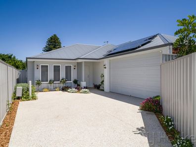 13A Holmesdale Road, Woodbridge WA 6056