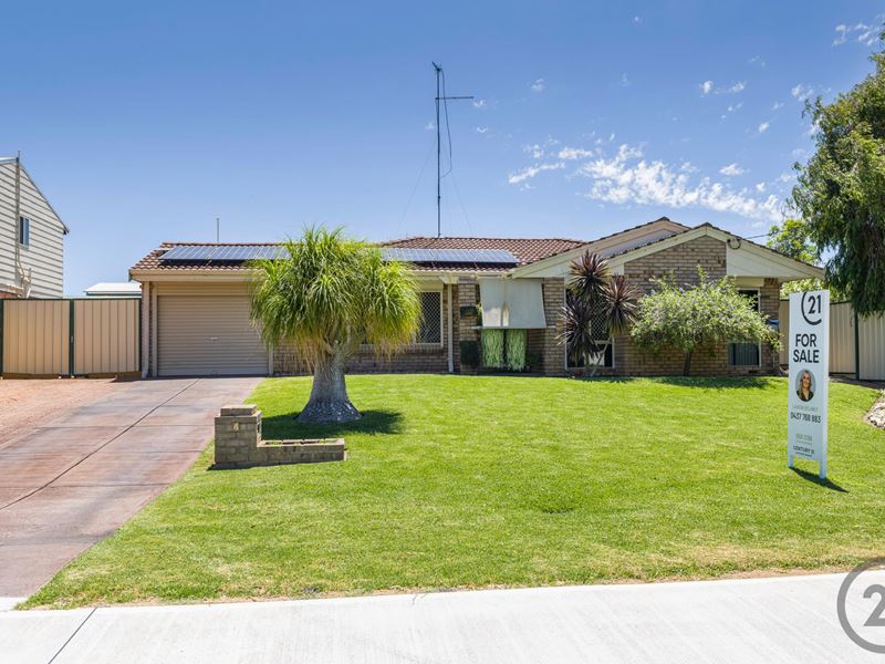 4 Caspar Road, Madora Bay