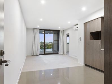 110/2 Tenth Avenue, Maylands WA 6051