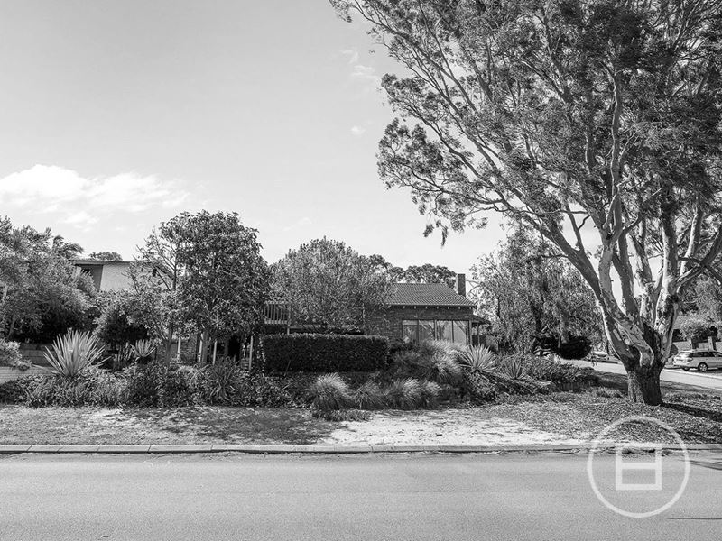 4 Isham Close, Carine