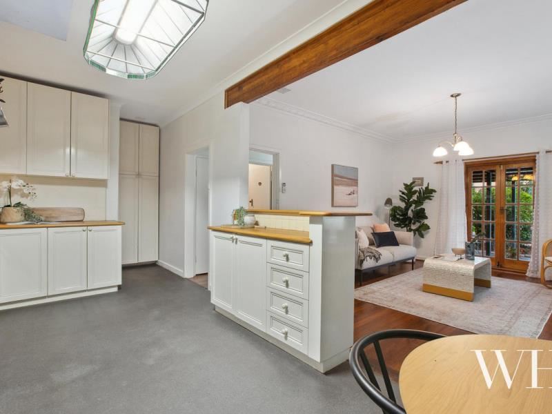330 South Street, Hilton WA 6163