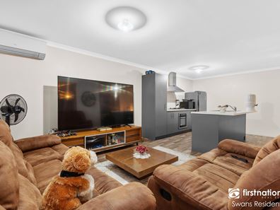 10 Fairoaks Way, Aveley WA 6069