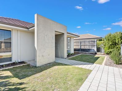 7 Greenbank Street, Ellenbrook WA 6069