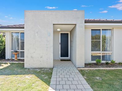 7 Greenbank Street, Ellenbrook WA 6069
