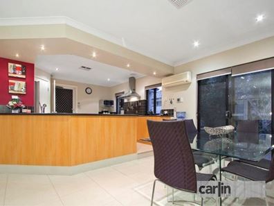 5 Minerva Loop, Success WA 6164