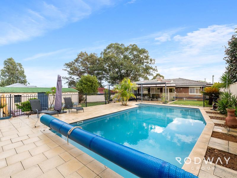 3 Arnel St, Kelmscott WA 6111
