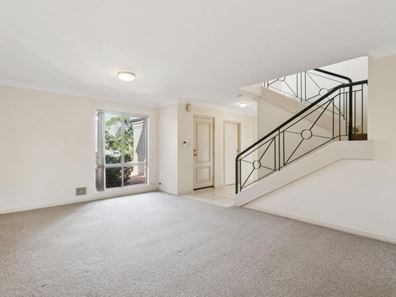 28/3 Hocking Parade, Sorrento WA 6020