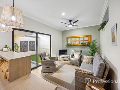130 Tiffany Centre, Dalyellup WA 6230