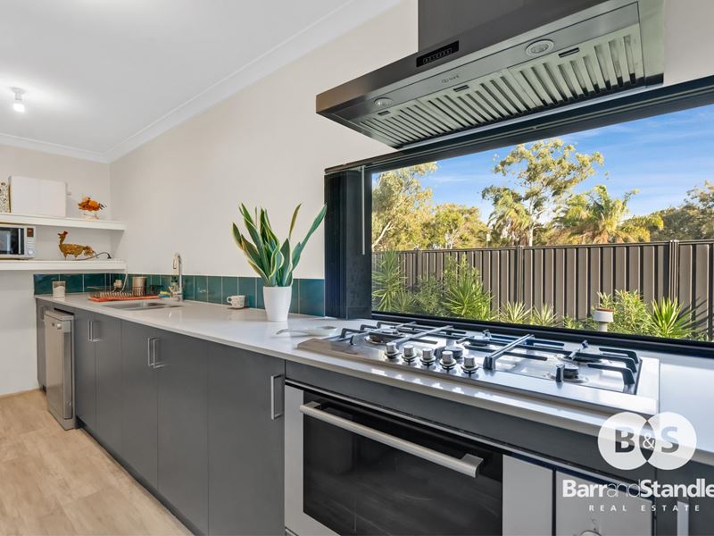 15 English View, Gelorup WA 6230