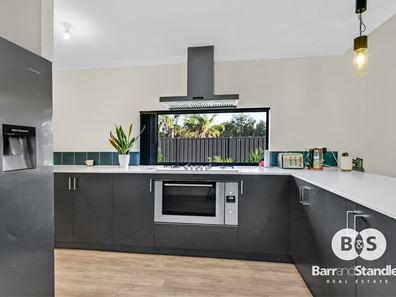 15 English View, Gelorup WA 6230
