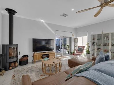 6 Acrasia Road, Baldivis WA 6171