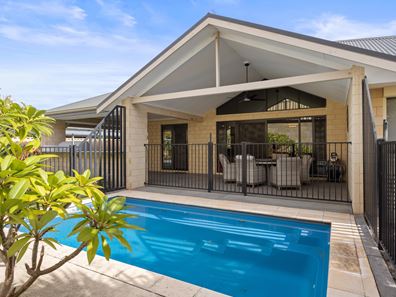 105 Maidment Parade, Dalyellup WA 6230