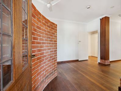 24 McLeod Street, Lockridge WA 6054