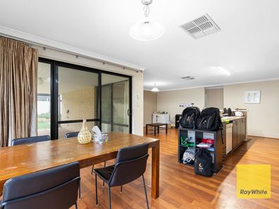 1 The Bridgeway, Canning Vale WA 6155