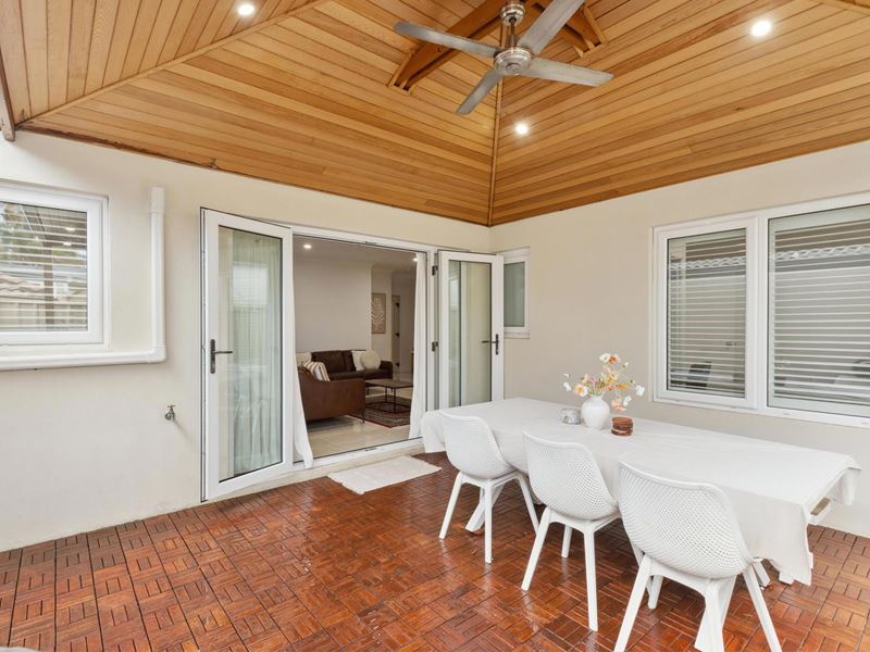 25B Ilumba Way, Nollamara WA 6061
